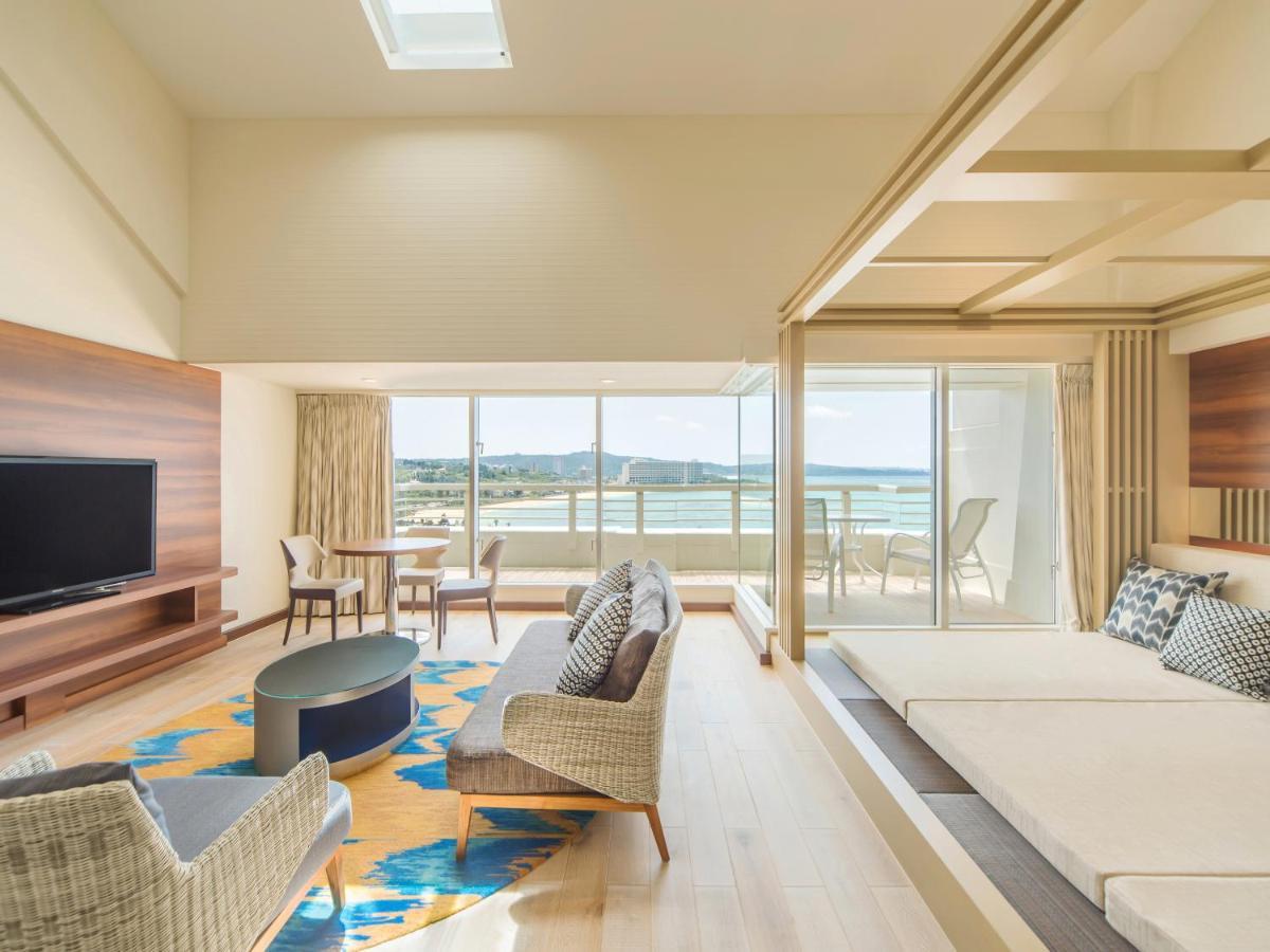 Sheraton Okinawa Sunmarina Resort Onna Zimmer foto